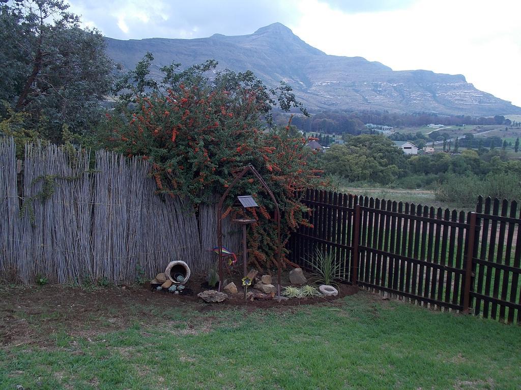 Mystic Mountain Pensionat Clarens Exteriör bild